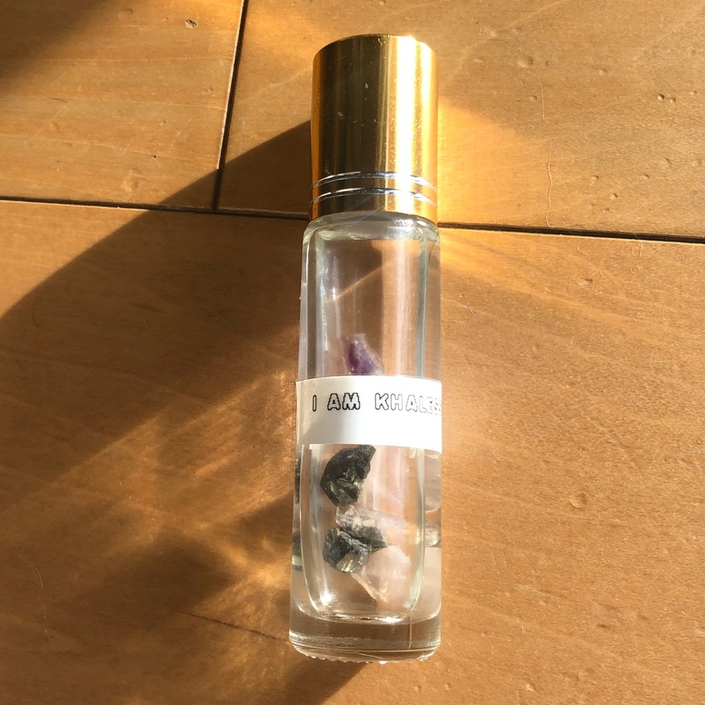 Crystal x Essential Oil Roll on